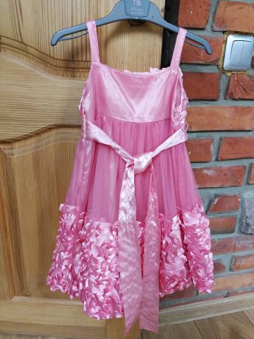 Puošni suknelė  4-5  metų mergaitei